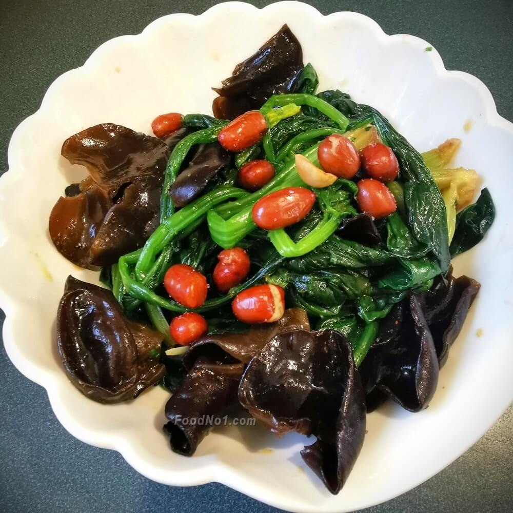 雲耳涼拌菠菜 3831.0