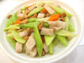 西芹炒肉丁